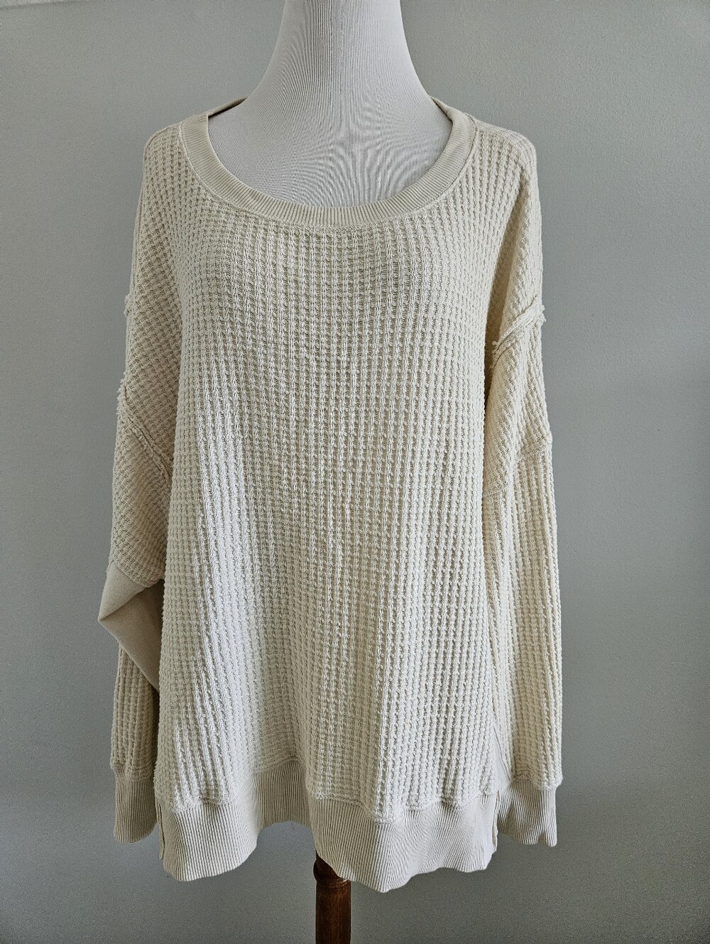 American Eagle Outfitters | Cream Waffle Knit Scoop Neck Sweater